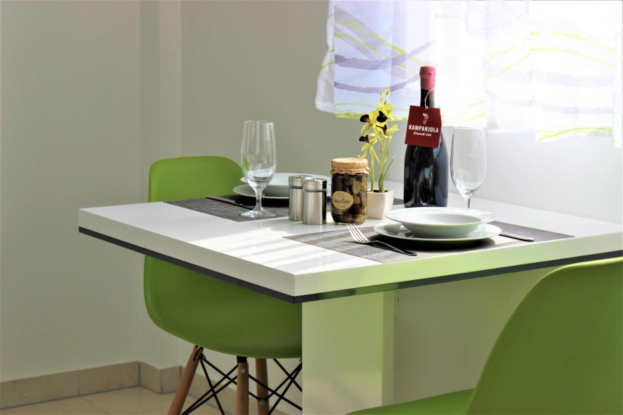 Marine Lux Apartments プーラ エクステリア 写真
