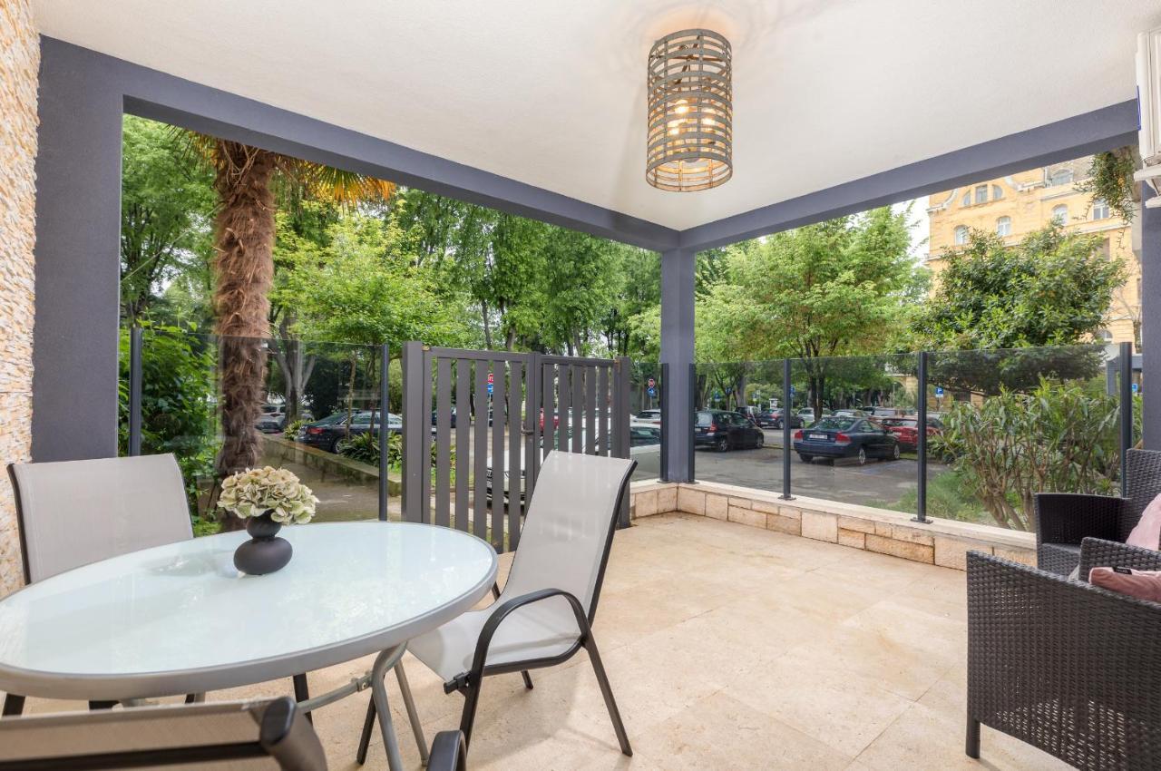 Marine Lux Apartments プーラ エクステリア 写真