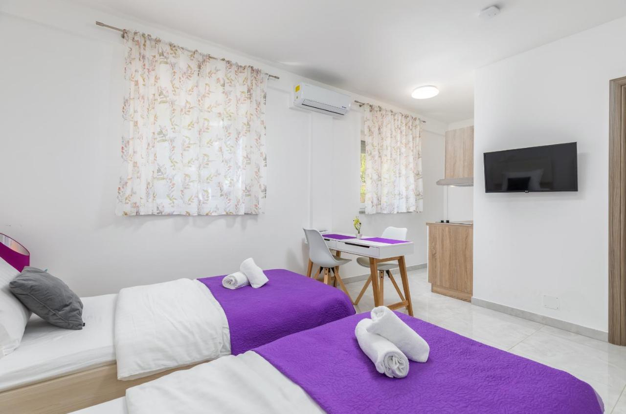 Marine Lux Apartments プーラ エクステリア 写真