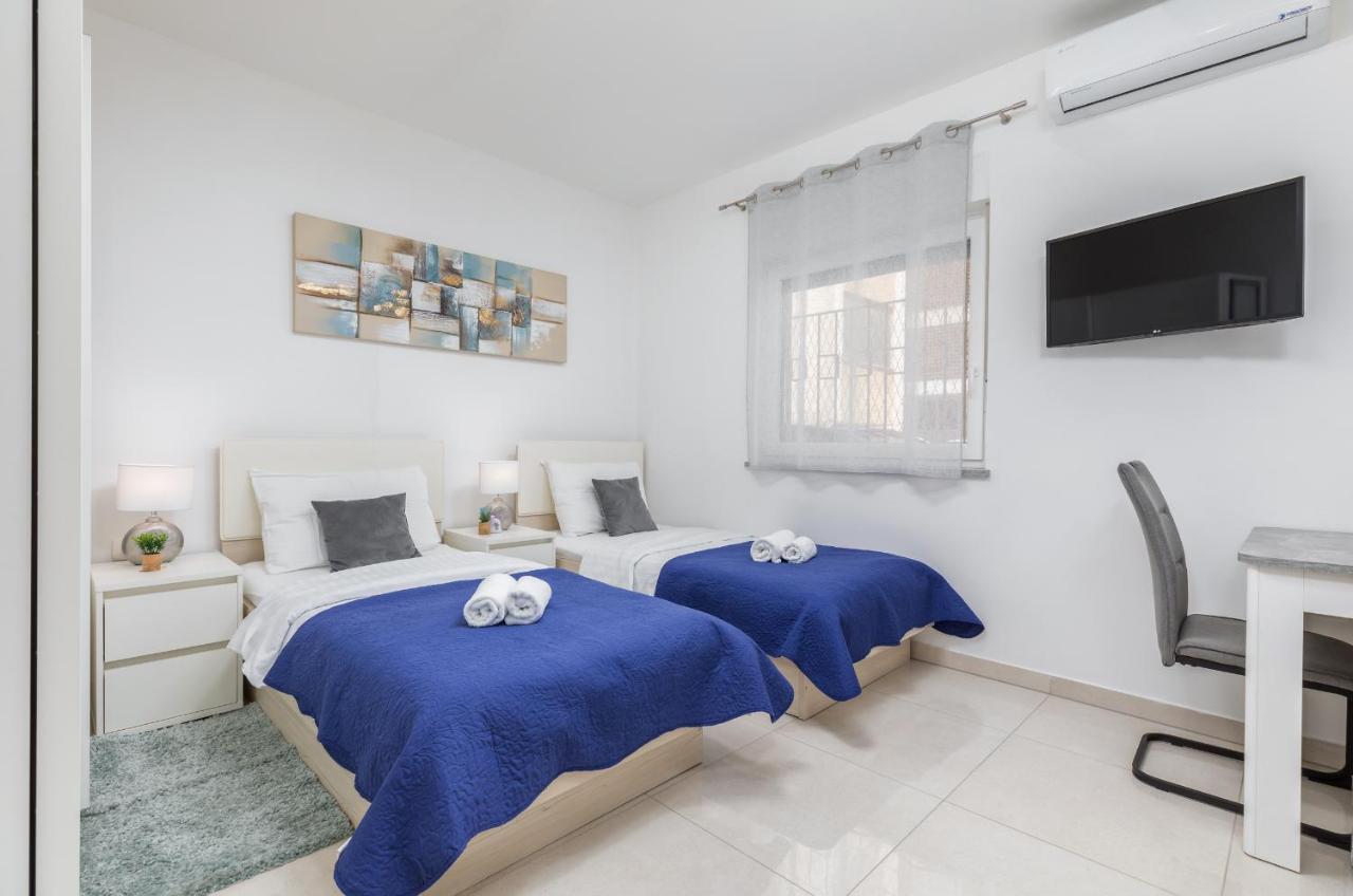 Marine Lux Apartments プーラ エクステリア 写真