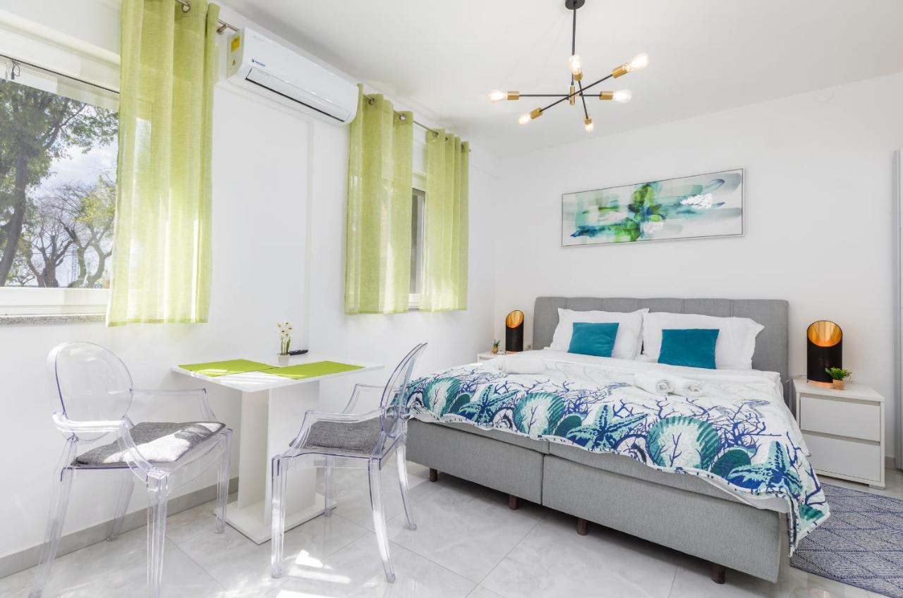 Marine Lux Apartments プーラ エクステリア 写真