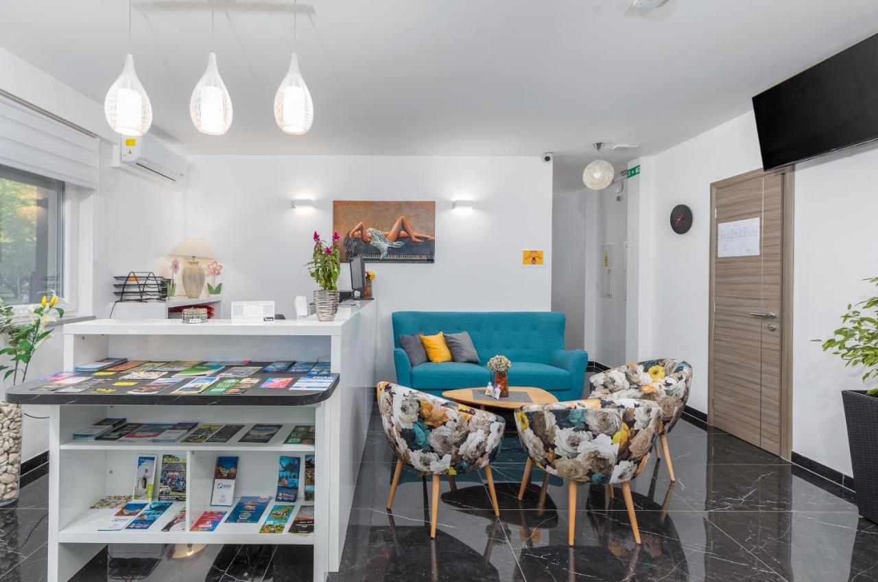 Marine Lux Apartments プーラ エクステリア 写真