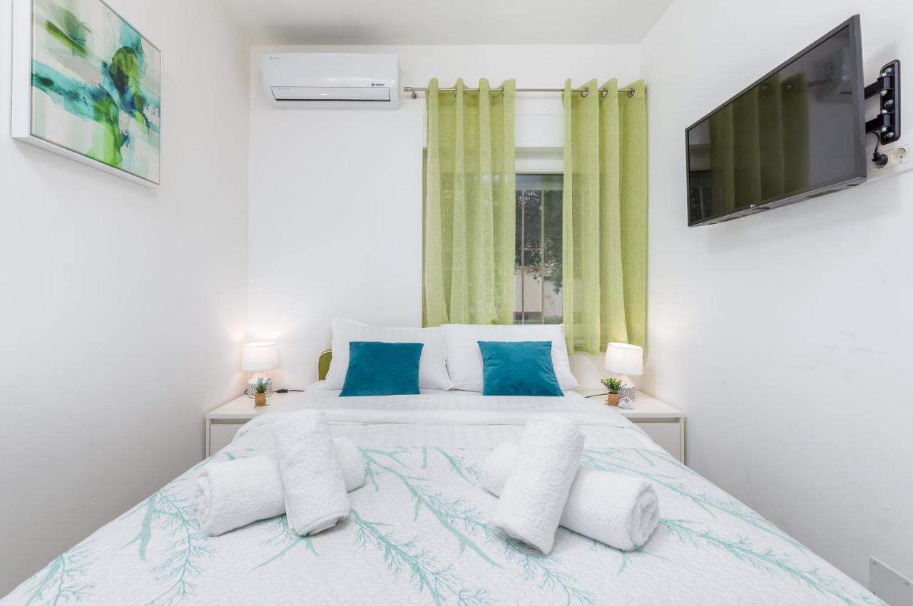 Marine Lux Apartments プーラ エクステリア 写真