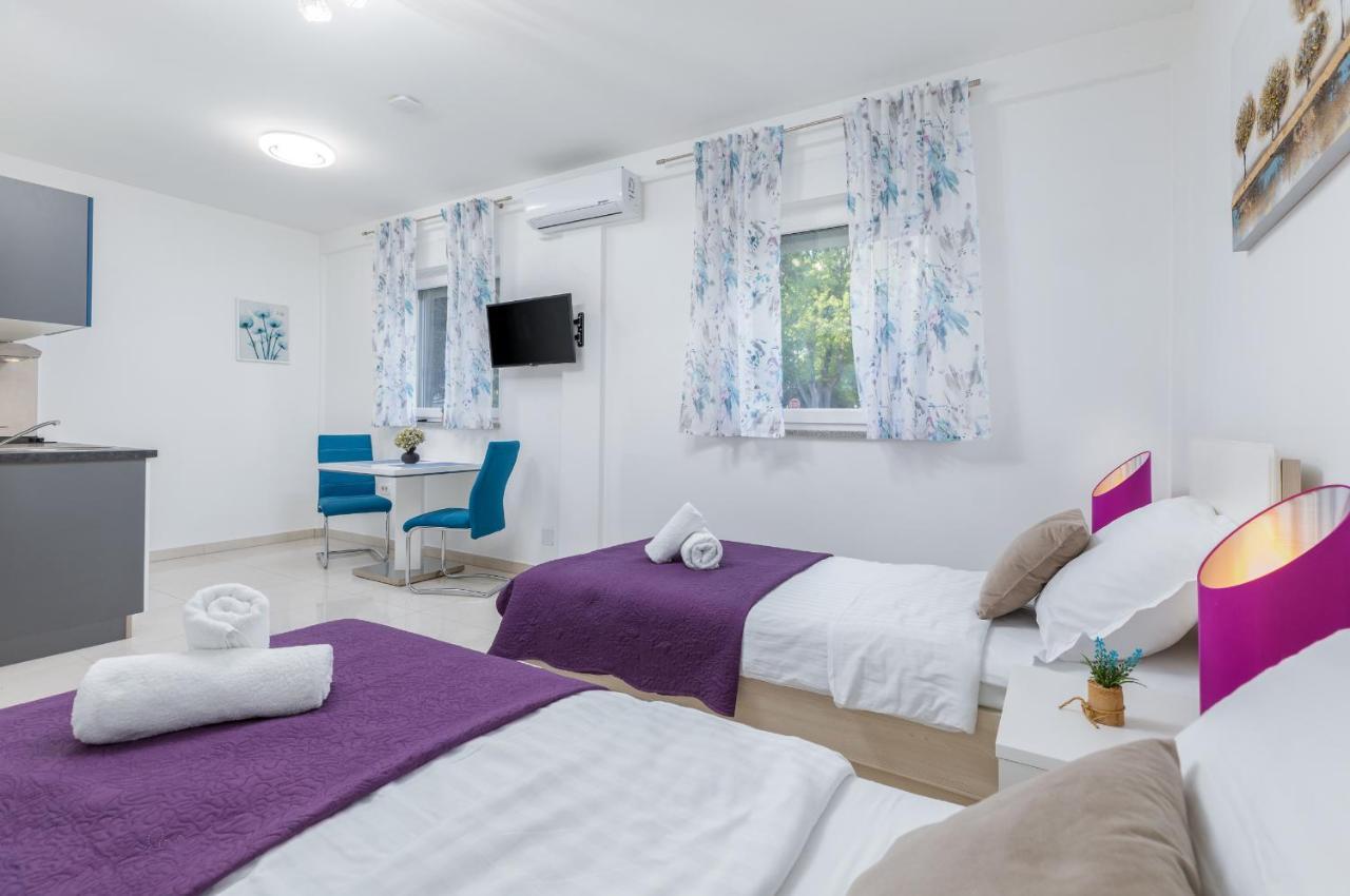 Marine Lux Apartments プーラ エクステリア 写真